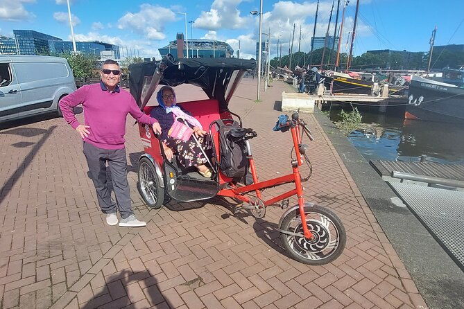 2-hours-private-amsterdam-rickshaw-tour