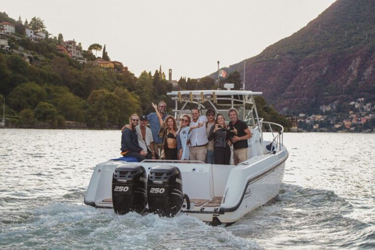 2-hours-private-boat-tour-on-lake-of-como
