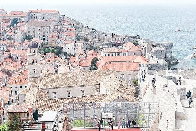 2-hours-private-dubrovnik-city-walls-walking-tour
