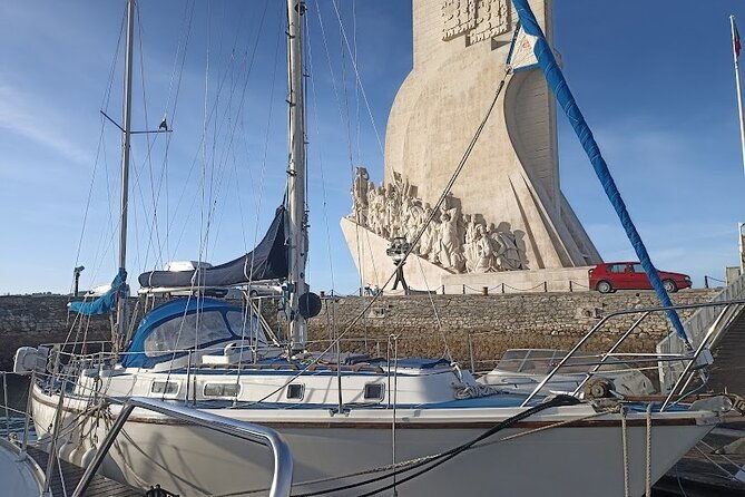 2-hours-private-sailing-in-lisbon