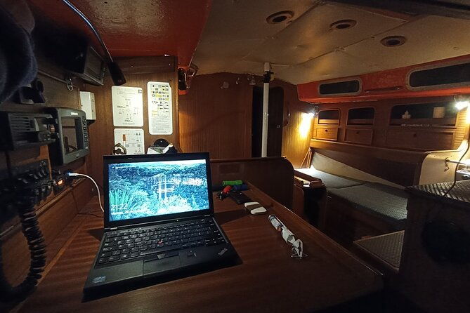 2-hours-private-sailing-in-lisbon