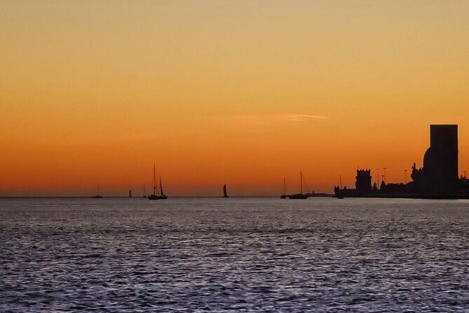 2 Hours Private Sailing Tour with Wine and Snacks - The Experience: What to Expect from this Lisbon Sailing Tour