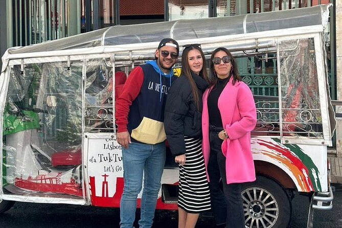 2-hours-private-tuk-tuk-tour-in-lisbon-2