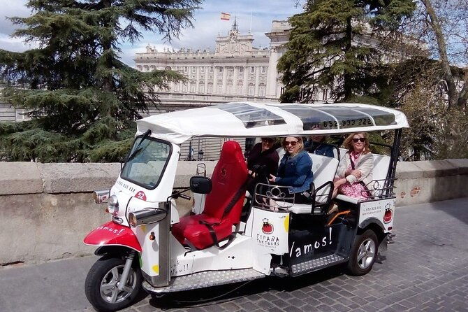 2-hours-private-tuk-tuk-tour-in-madrid