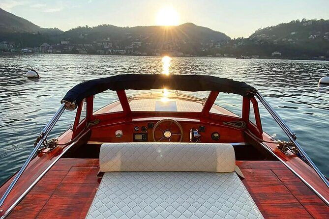 2 Hours Private Wooden Boat Tour on Lake Como 6 pax - Experience Quality and Comfort