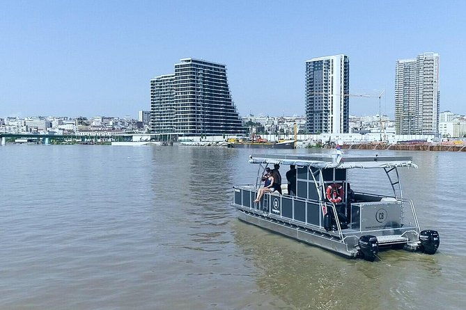 2-hours-sightseeing-boat-cruise-drinks-included