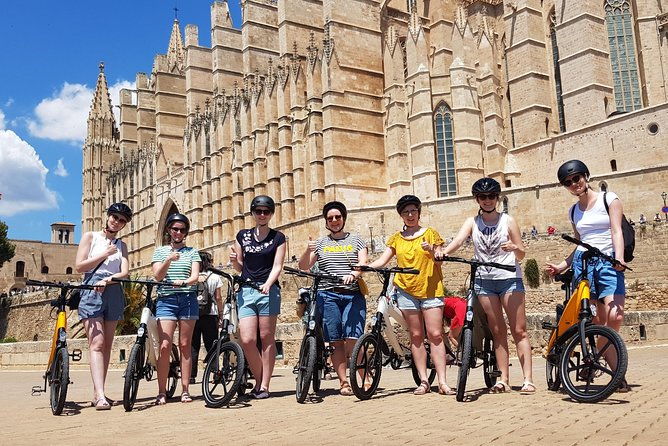 2-hours-sightseeing-e-bike-tour-in-palma-de-mallorca