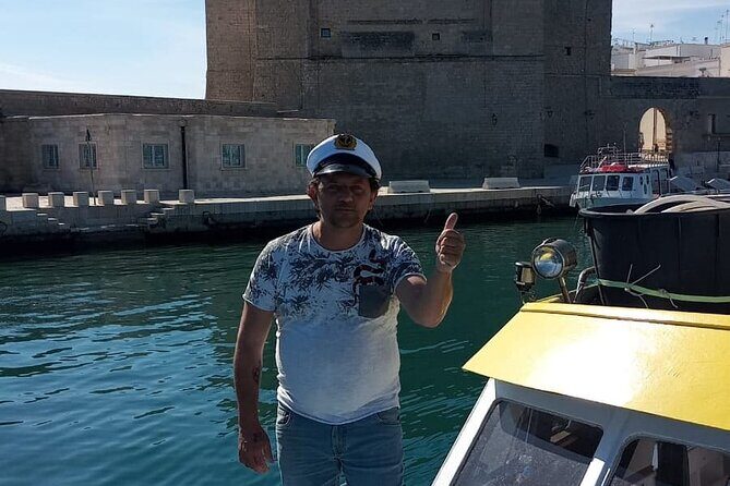 2 hours tour on boat to Polignano a mare - The Experience in Detail: What to Expect from the Tour