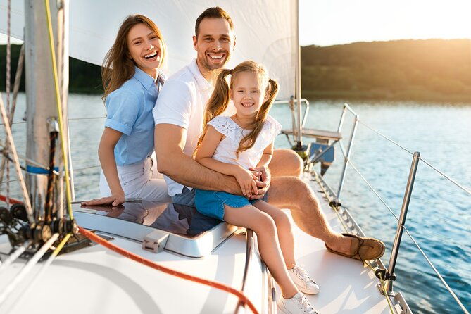 2-hr-shared-day-sail-along-historic-bay-front