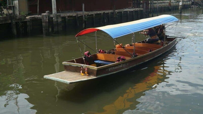 2-hrs-private-bangkok-canal-boat-tour-traditional-flat-boat