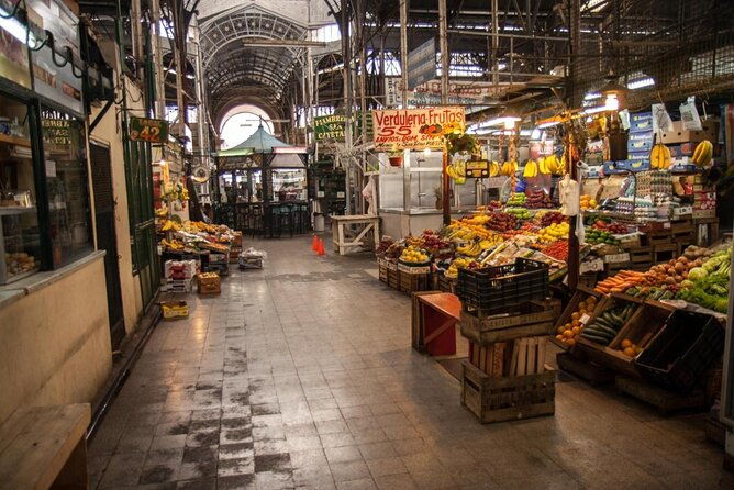 2-hrs-walking-tour-in-san-telmo-market