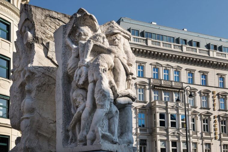 2-in-1-jewish-museums-in-vienna-private-tour-with-transfers