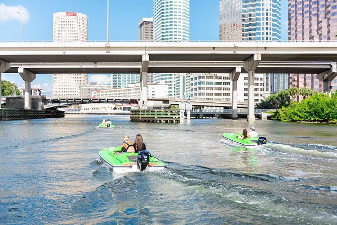 2-person-mini-power-boat-rental-at-tampa-riverwalk