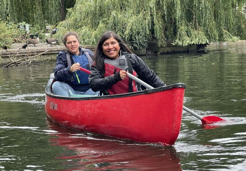 2-seater-canoe-rental-at-brentford
