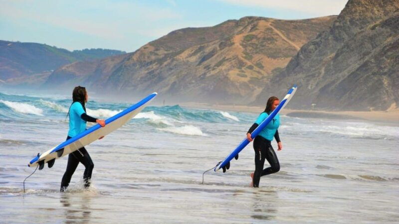 2-surf-lessons-in-aljezur-algarve