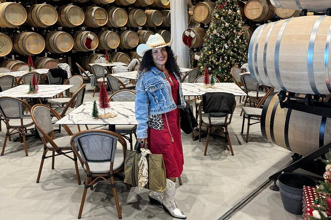 2-to-5-guests-fredericksburg-private-mercedes-suv-wine-tour