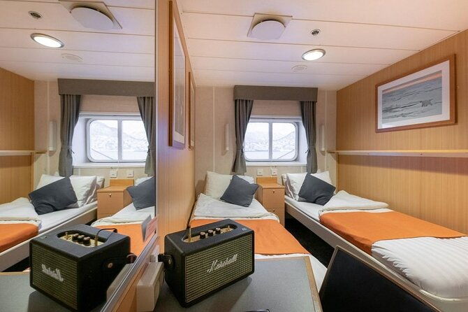24hr-northern-lights-whale-watching-cruise