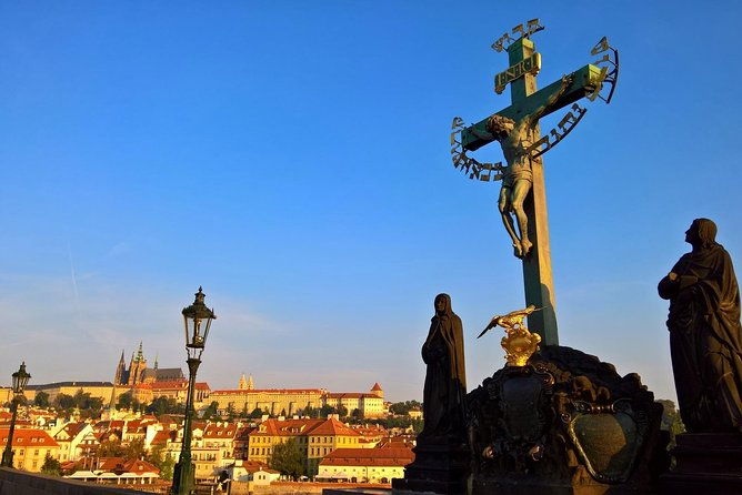 25-hour-walking-tour-of-old-town-prague-with-boat-ride