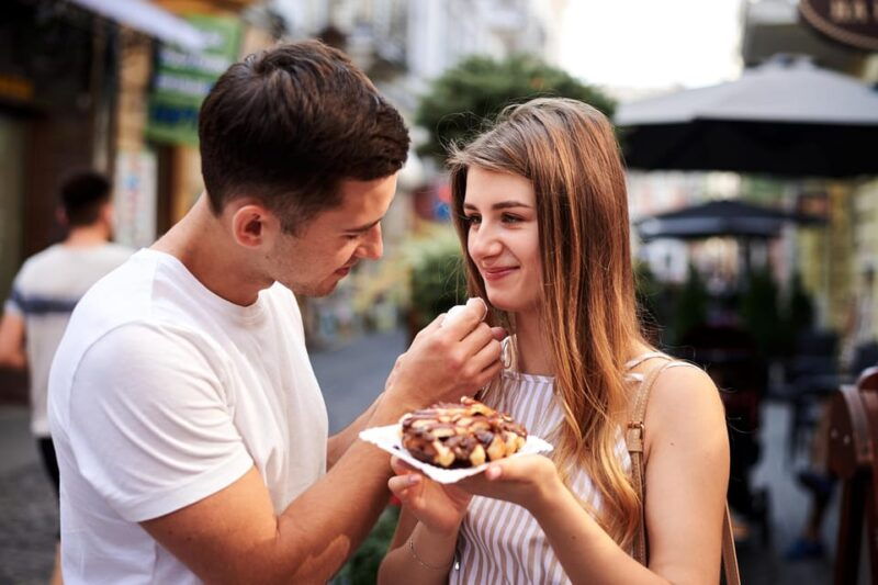 25-hours-walking-tour-with-chocolate-waffles-and-frites