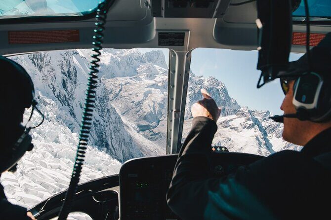 25-Minute Helicopter flight including an alpine landing - What to Expect from the 25-Minute Helicopter Tour with Alpine Landing