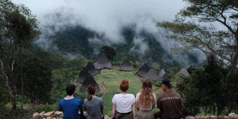 2d1n-exotic-waerebo-village-tour-from-labuan-bajo
