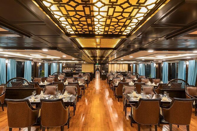 2D1N HaLong - LanHa Bay 5star (Bancony Cabin,Meals,Cave,Kayaking) - The Sum Up