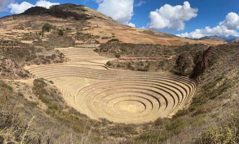 2day-ollantaytambo-moray-salt-mines-chinchero-machupicchu