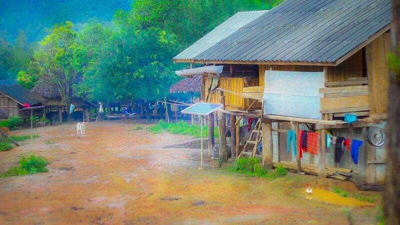 2days-1night-trekking-with-karen-people-and-doi-inthanon