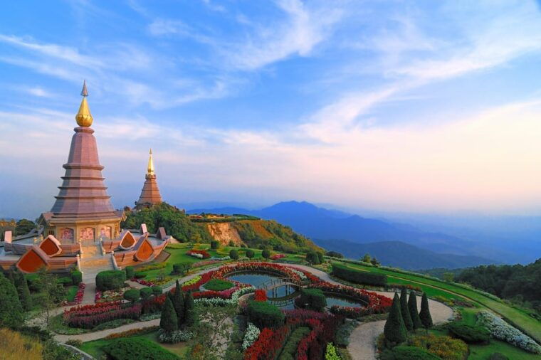 2days-1night-trekking-with-karen-people-and-doi-inthanon