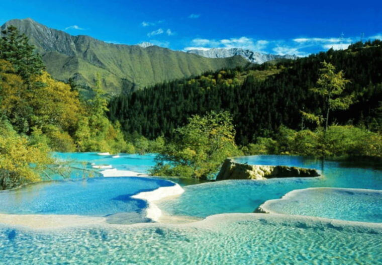 2days-private-tour-to-jiuzhaigou-and-huanglong