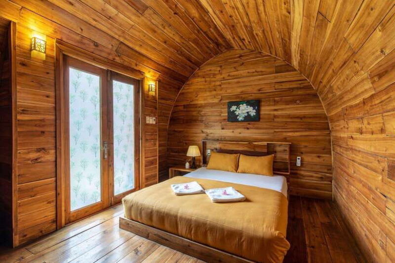 2days-tour-lan-ha-bay-cat-ba-island-caves-kayaking