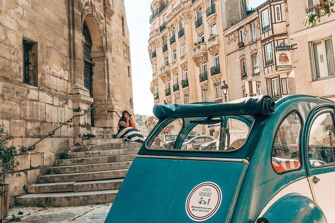 2h-discovery-tour-of-paris-in-2cv-citroen