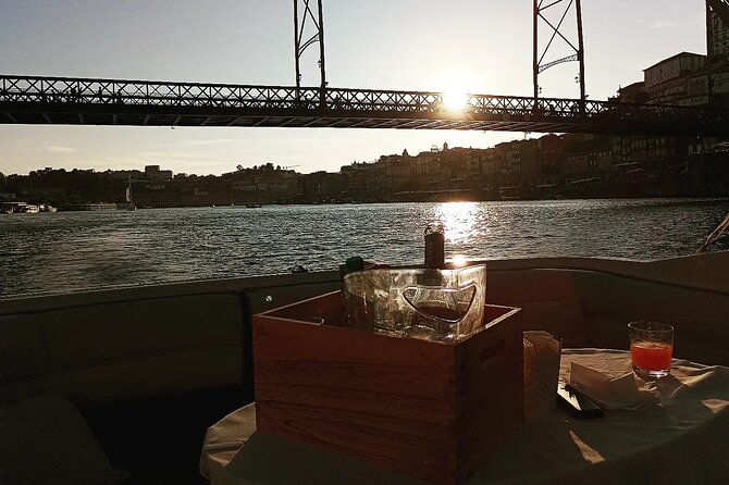 2h-private-boat-trip-for-two-with-tasting-in-porto