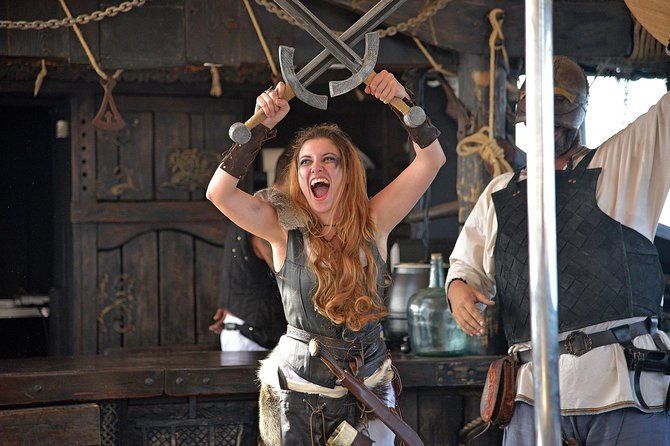 2h-viking-cruise-whales-and-dolphins-watching