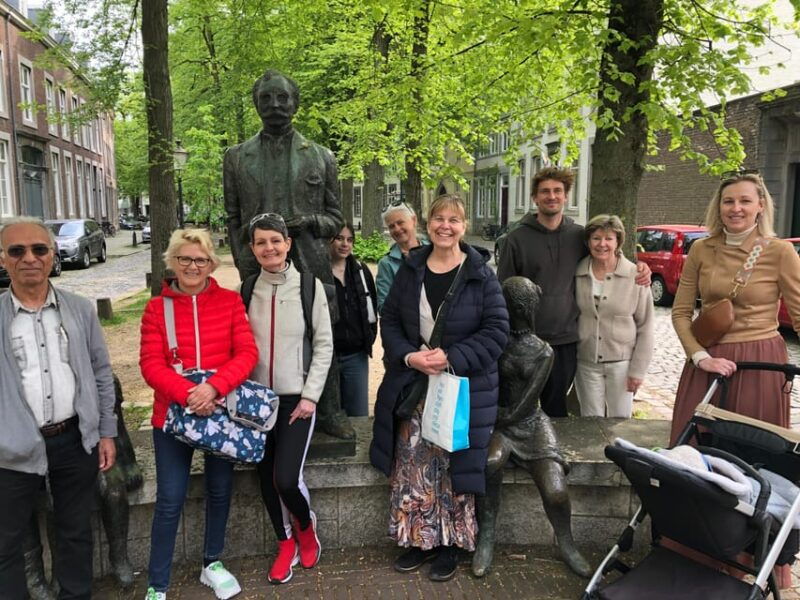 2h-walking-tour-maastricht