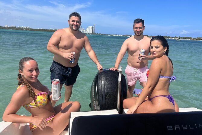 2Hr Private Boat Tour Miami Beach, Captain & Champagne, & Sandbar - The Reviewers Perspective: Insights from Past Guests