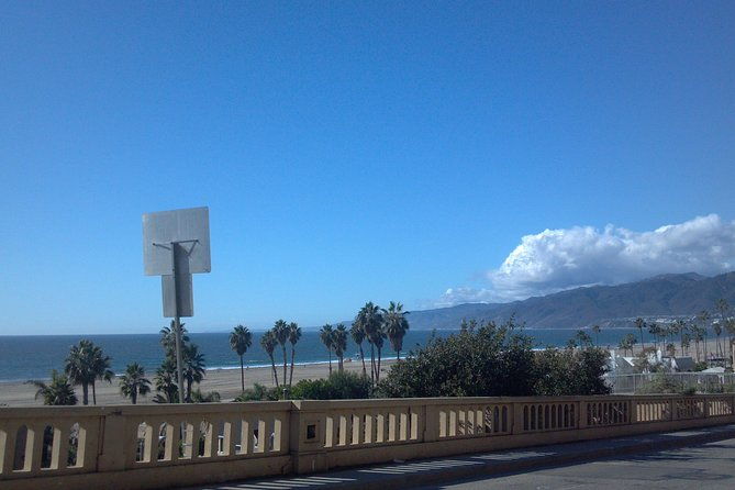 3-5-hour-coastal-tour-of-santa-monica-venice-beach-and-malibu