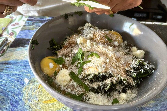3-5-hours-fresh-pasta-and-tiramisu-cooking-class-with-meal