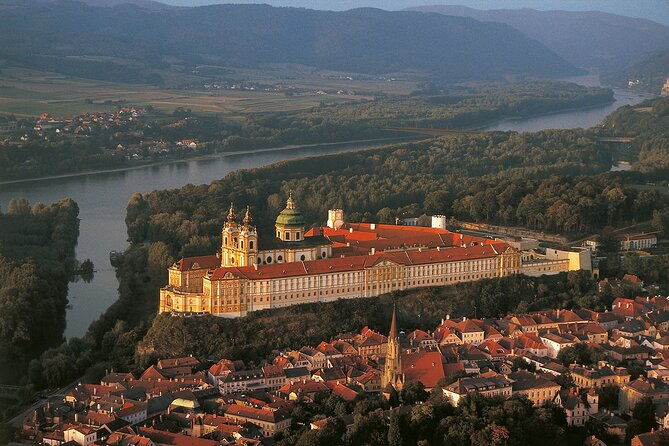 3-castles-and-wine-tasting-day-tour-in-danube-valley-from-vienna