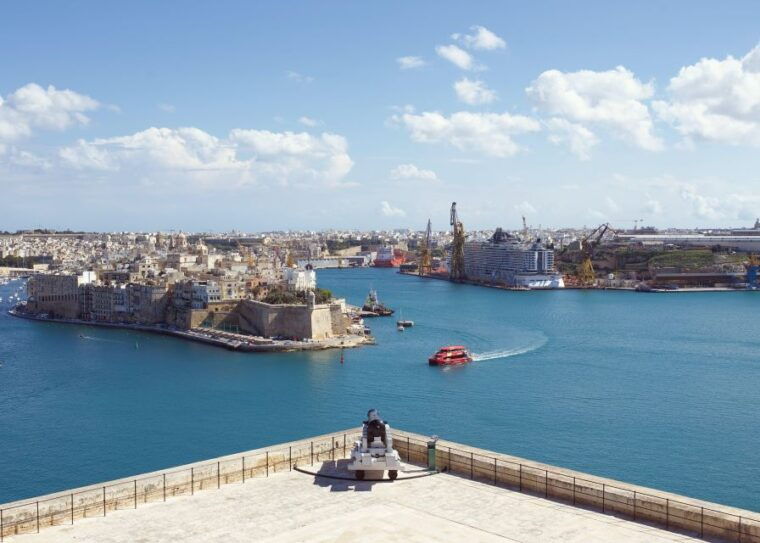 3-cities-private-insider-walking-tour-with-licensed-guide