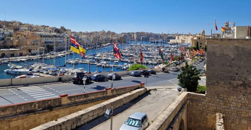 3-cities-walk-tour-birgu-vittoriosa-with-our-guides