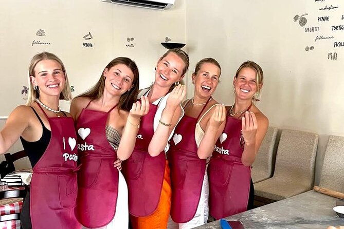 3-cooking-making-spaghetti-lasagna