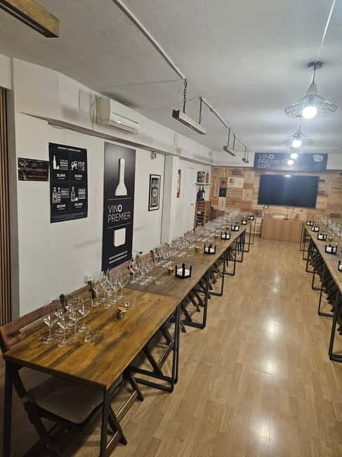 3 craft beer tasting + 3 tapas - What to Expect: A Taste of Madrids Beer Culture