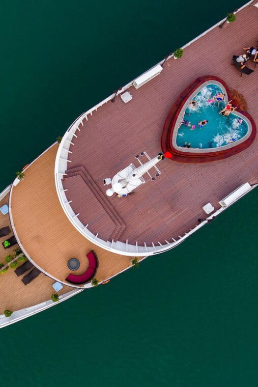 3-day-5-star-cruises-lan-ha-halong-bay-w-viet-hai-village