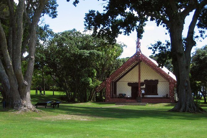 3-Day Bay of Islands Tour from Auckland - FAQs