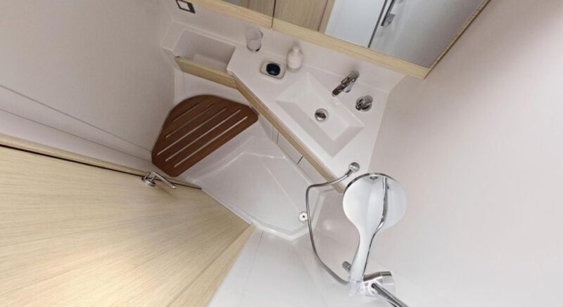 3-Day Crewed Charter "The Relaxing" Beneteau Oceanis 46.1 - Island Highlights and Practical Tips