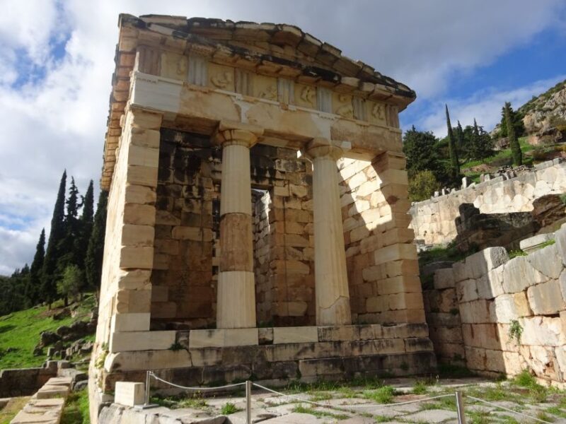 3-Day Delphi & Meteora Tour with 4 star hotels and tickets - The Sum Up