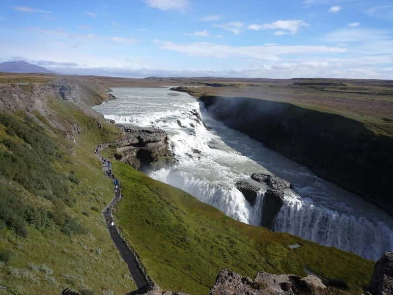 3-Day Golden Circle & South Coast Tour with Glacier Hike - Discovering Iceland Through a 3-Day Tour