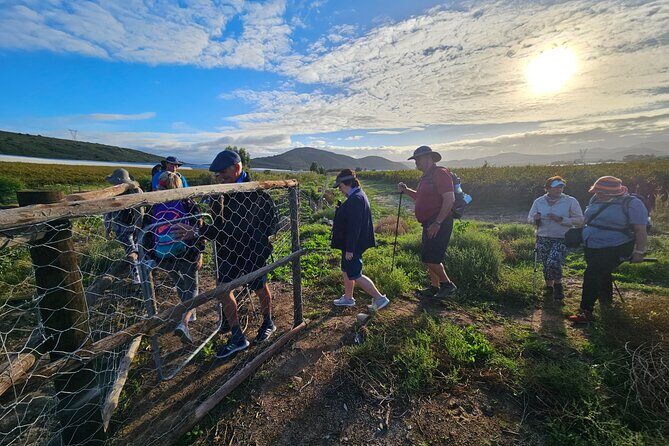 3 Day - Guided Private Wine Walk Trails and Fossil Hunt - Key Points