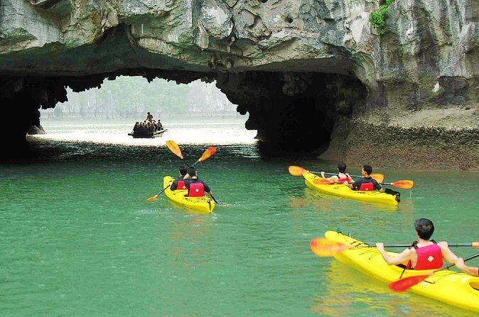 3-Day Halong Bay Cruise with Round-trip Transfer From Hanoi - Transportation & Group Size